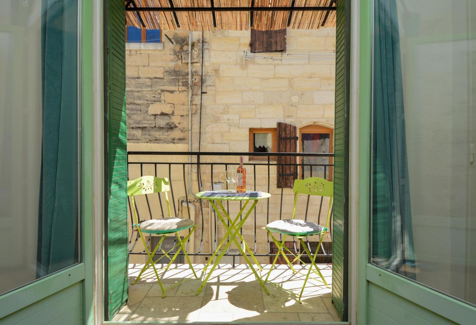 Maison Le Petit Balcon Beaucaire Beaucaire  Luaran gambar